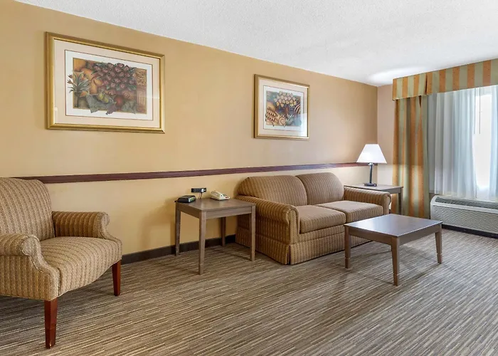 Quality & Hanes Mall 3* Winston-Salem