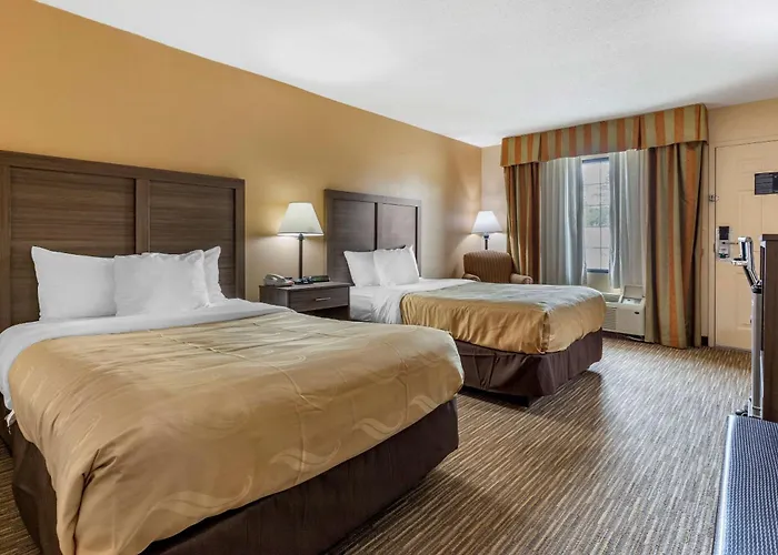Quality & Hanes Mall 3* Winston-Salem
