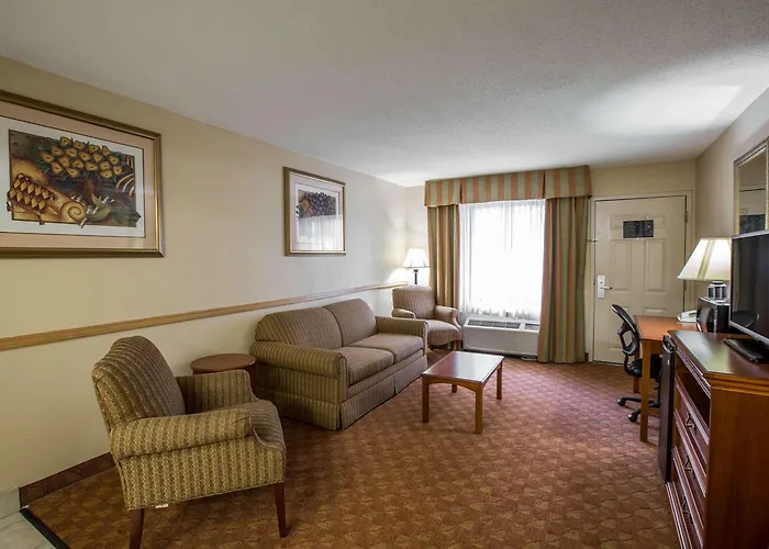 Hotel Quality & Hanes Mall Winston-Salem