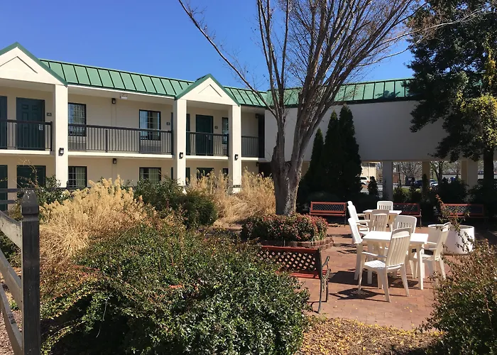 Quality & Hanes Mall Hotel Winston-Salem